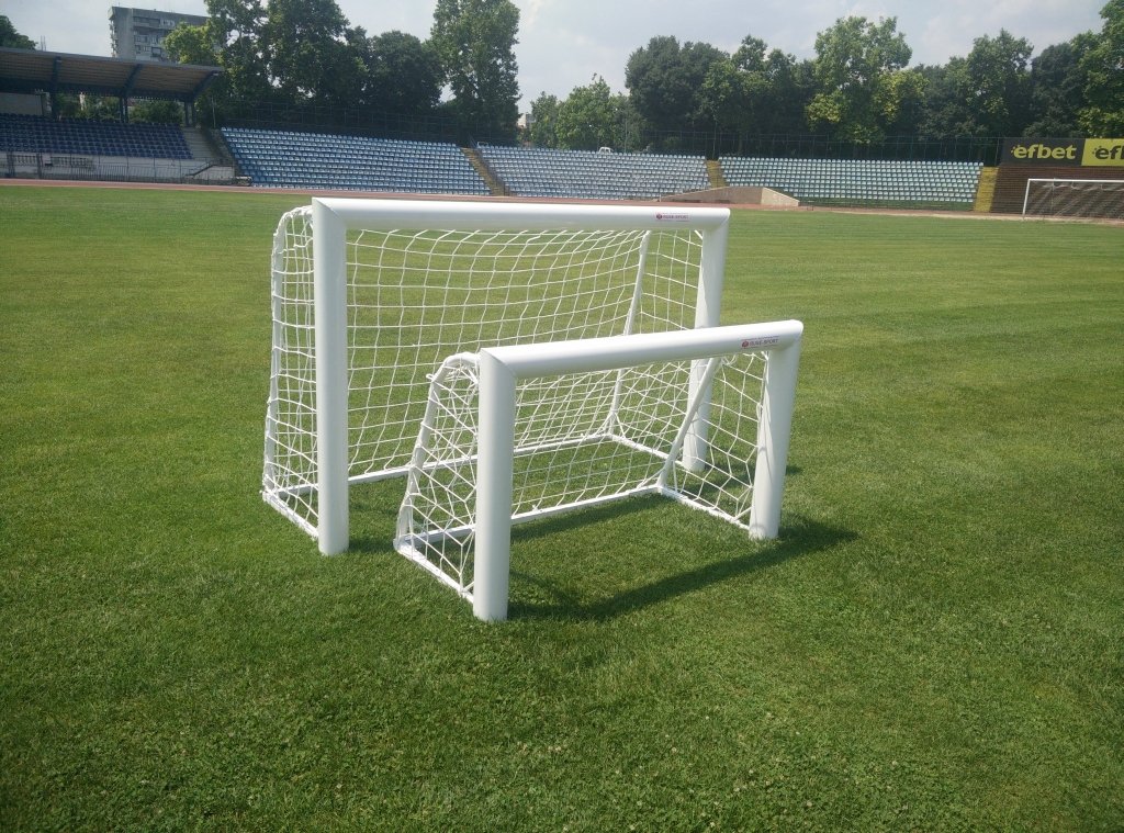 product_i_m_img_20160701_133906_1 Врата мини-футбол 1,2х0,8 м от овален алуминиев профил 120х100 мм - Image 1